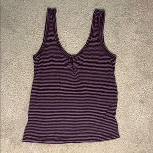 AMERICAN EAGLE BURGUNDY TANK TOP